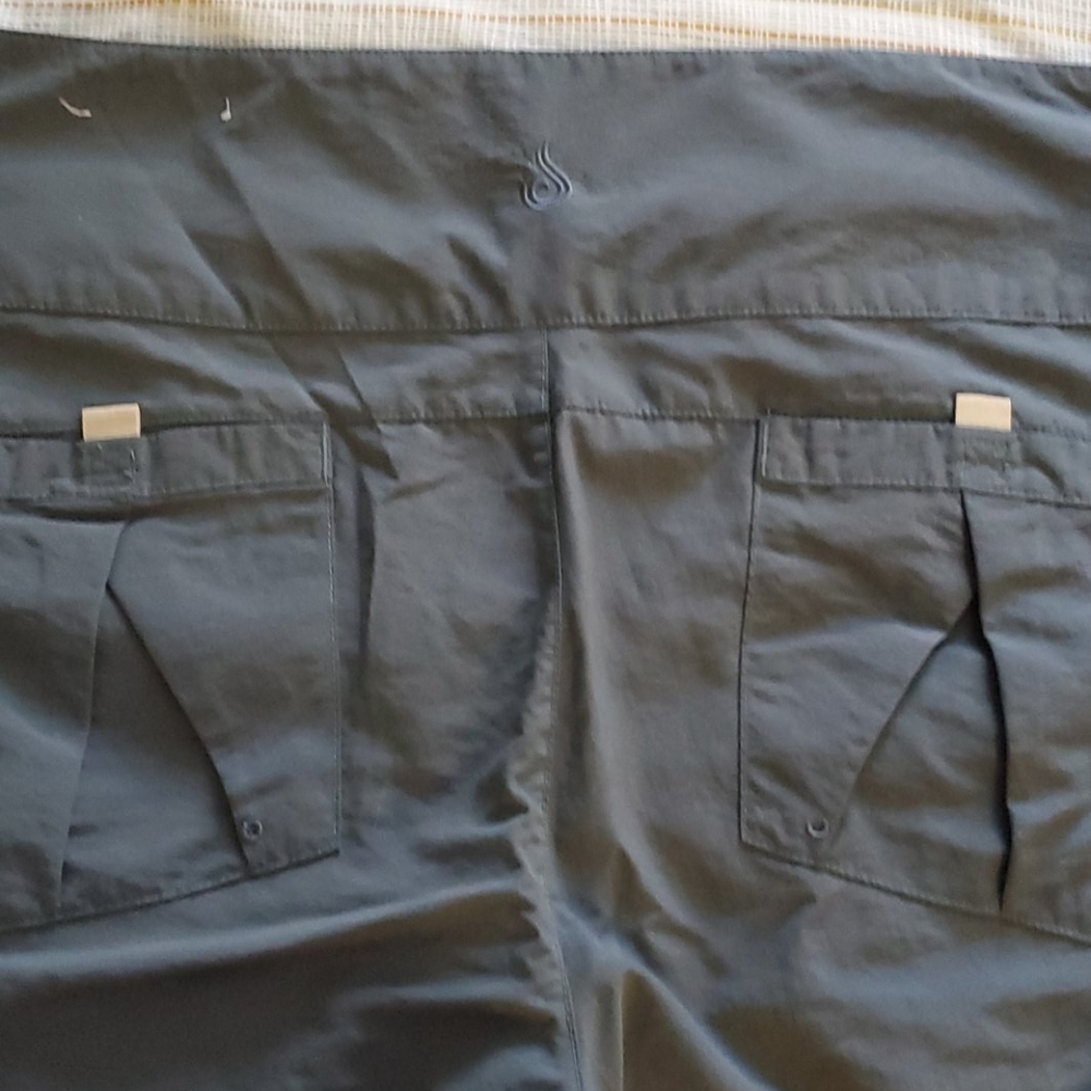 Hiking shorts (dri fit material) - Picture 4 of 9